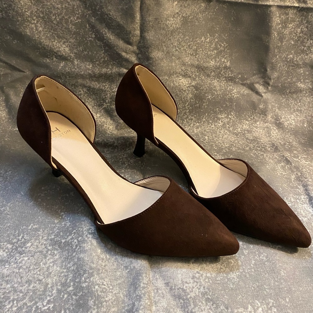 Brown kitten heels